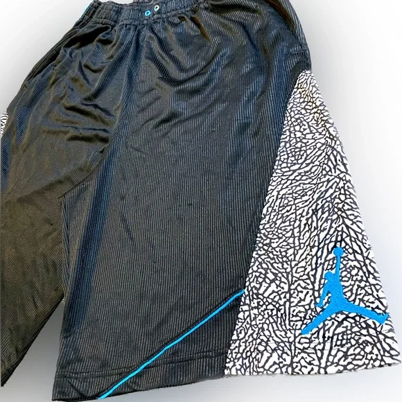 Vintage Nike Air Jordan Dri-Fit Basketball Shorts - Picture 3 of 5